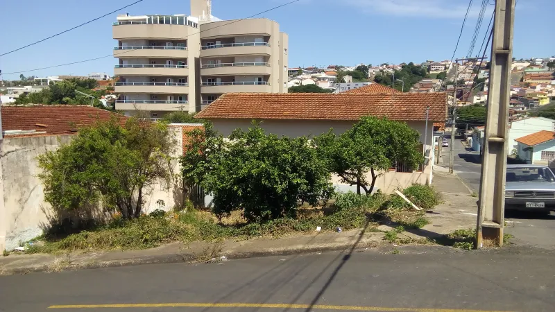 Vila Mosconi -Sua oportunidade de morar na região central. Terreno de esquina, ótima topografia, próximo do Clube Rio Branco e da Avenida Bias Fortes. - foto 1