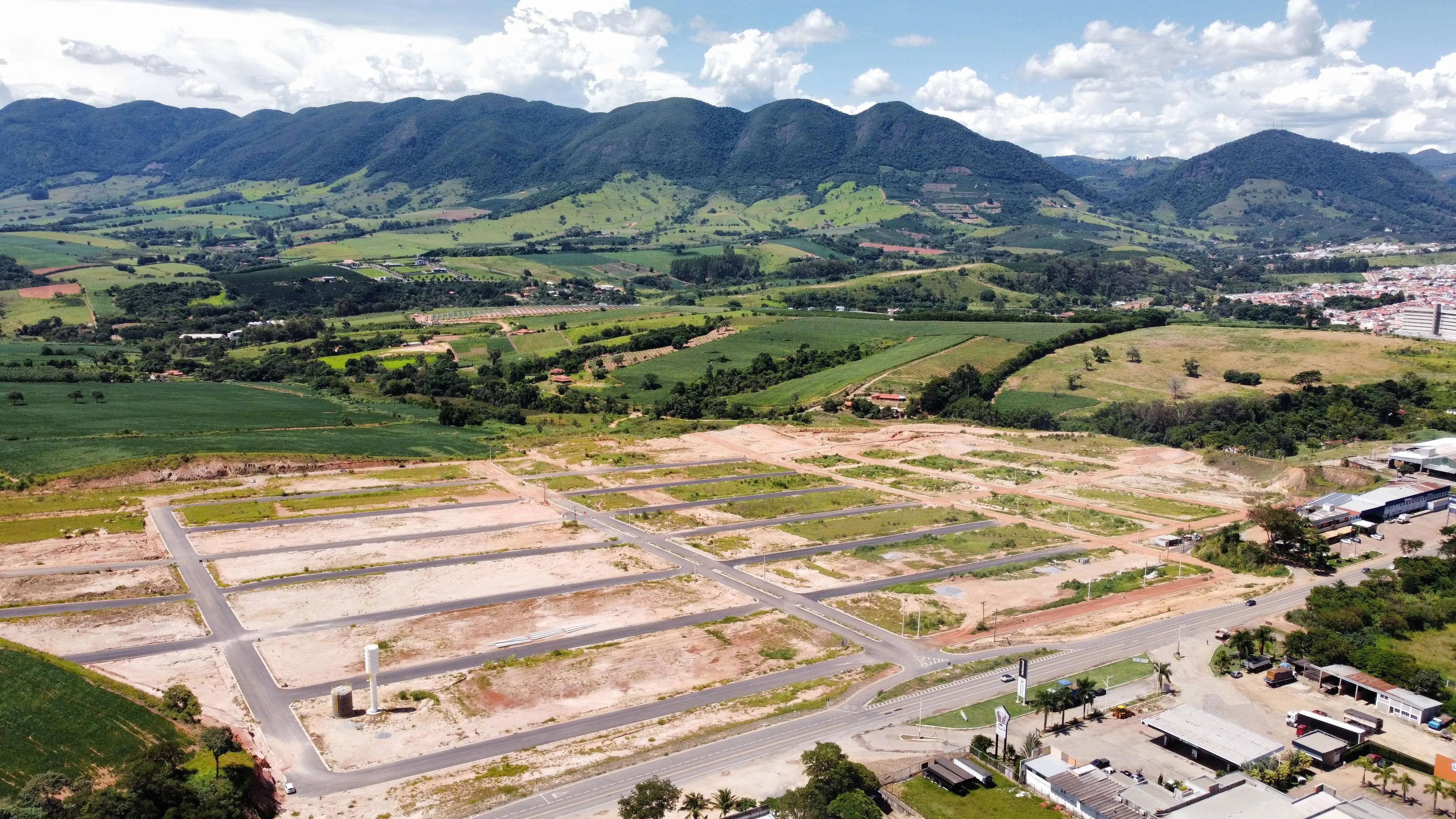 ÚLTIMOS LOTES. FOI UM SUCESSO DE VENDAS. AINDA DÁ TEMPO DE COMPRAR O SEU. - PARQUE LIBERDADE,...