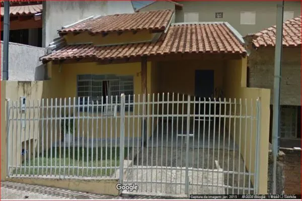 João Teixeira Filho - 2 quartos, sala, cozinha, banheiro, garagem, espaço no quintal para...