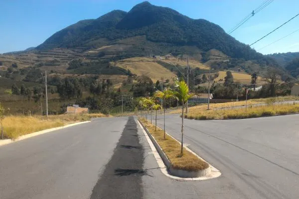 LOTES EM PRESTAÇÕES - O lugar ideal para construir a casa dos seus sonhos. Alto da Bela Vista,...