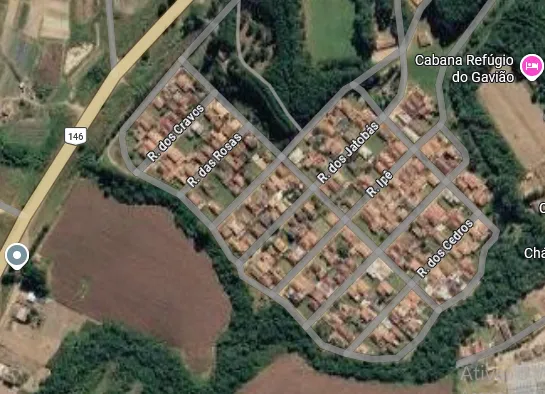 Para seu lazer ou para morar, terreno no Clube UVA, com 300m², assentado, localizado na parte alta, sem risco de alagamento.  O clube oferece a  seus associados piscina com toboágua, lanchonete, salão de festas, churrasqueira, campo de futebol, quadra poliesportiva e açude com peixes. - foto 4