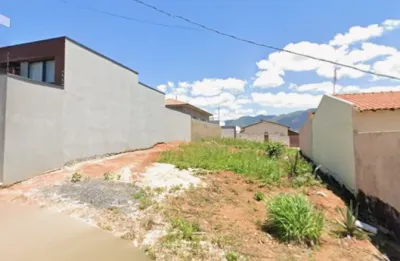 Terreno ótimo com 200m² para você construir seu lar, com...