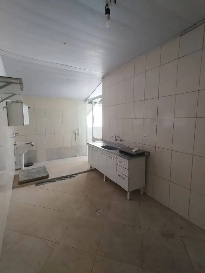 Casa, 3 quartos, área de serviço, bem conservada, próxima da Vila Mosconi, confortável, 112m² de construção, terreno 150m² - foto 7