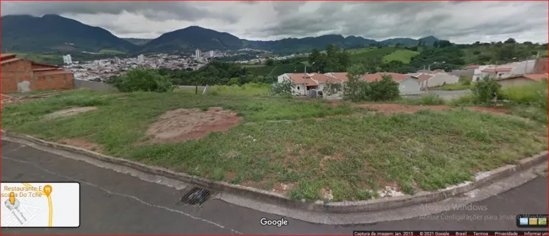 Terrenos no Jardim Ipê, com vista panorâmica para as serras e centro da cidade, solo duro econômico para construir, com testada variando entre 10m a 14m:  300m² por R$230.000,00;  200m² por R$150.000,00 e 100m² por 100.000,00 - foto 6